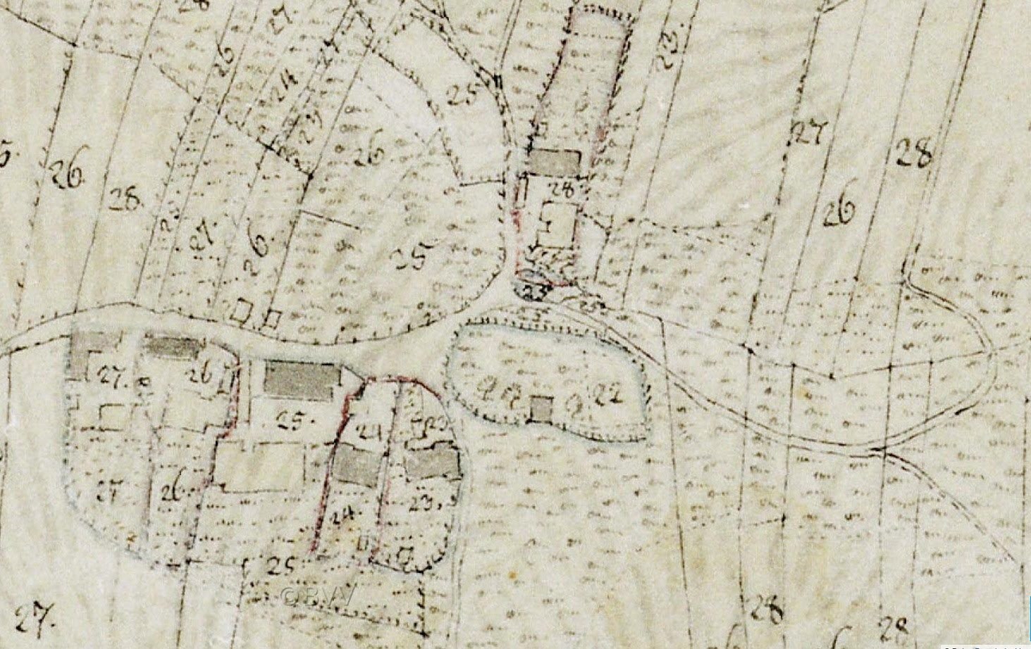 Detailiertes altes Stadtplan mit nummerierten Gebäuden, Straßen und Text, der eine vorgeschlagene Entwicklungsstelle am unteren Rand anzeigt.