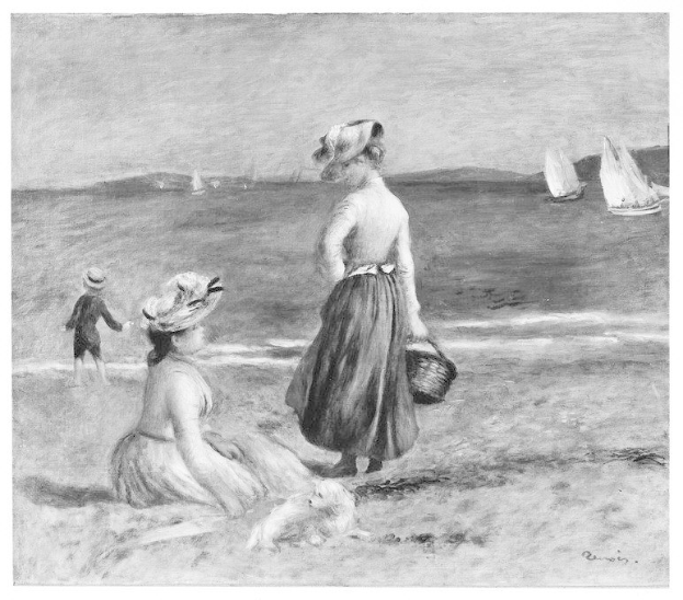 Zwei Frauen und ein Kind am Strand mit einem Hund, Booten auf dem Wasser, Hügeln und einem klaren Himmel in einem Schwarz-Weiß-Foto.