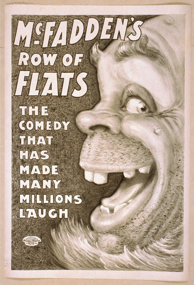 Ein Plakat mit einer Person mit breitem, zahnreichem Grinsen und wilden Haaren auf einem hellgelben Hintergrund, mit der Aufschrift "McFadden's Row of Flats: Die Comedy, die viele Millionen zum Lachen gebracht hat" darunter.